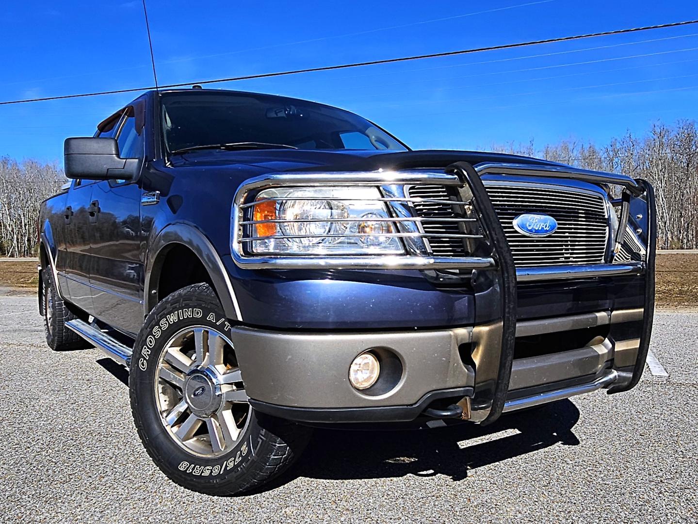 2006 Blue Ford F-150 Lariat SuperCrew (1FTPW14V86F) with an 5.4L V8 SOHC 24V FFV engine, 4-Speed Automatic Overdrive transmission, located at 18001 Kellogg Rd, Saucier, MS, 39574, (228) 832-1441, 39.421459, -76.641457 - Photo#20